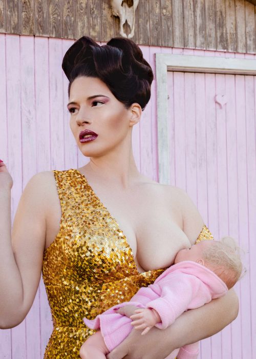 burlesque star fanny di favola "trashed motherhood I"