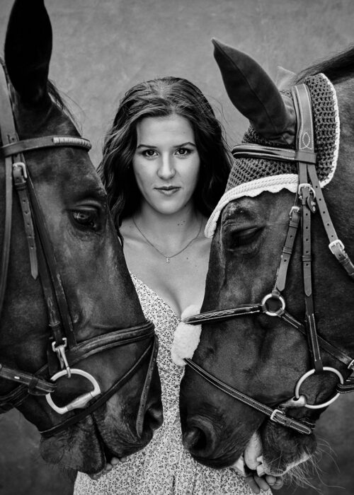2022_07_28_Emily-Strauß629__monochrome_web 2022_07_28_Emily-Strauß629__monochrome_web